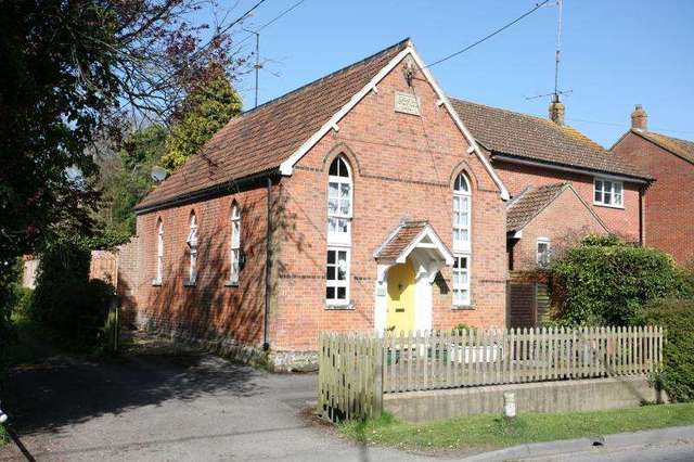  Image of 3 bedroom Detached house for sale in High Street Easterton Devizes SN10 at EASTERTON SN10 DEVIZES, SN10 4PE