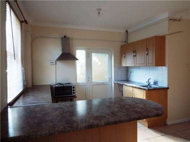  Image of 1 bedroom Flat to rent in High Street Sutton Ely CB6 at Sutton  Sutton, CB6 2NL