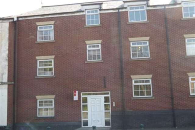  Image of 1 bedroom Flat to rent in High Street Newton-Le-Willows WA12 at Newton-le-Willows, WA12 9SP