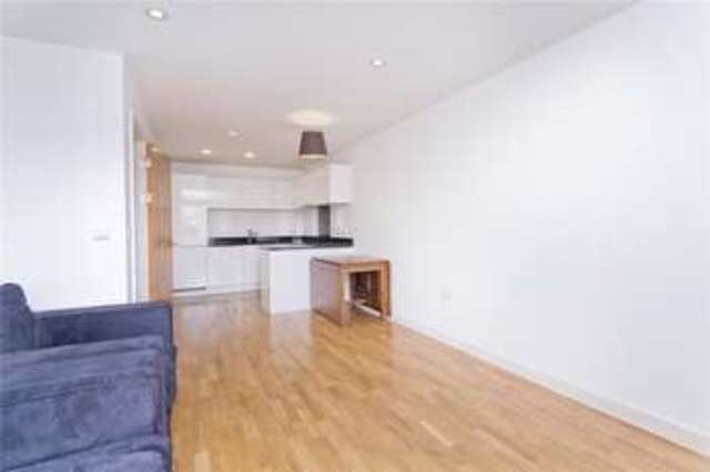  Image of 2 bedroom Flat to rent in Holloway Road London N7 at Holloway Road London Lower Holloway, N7 8BU