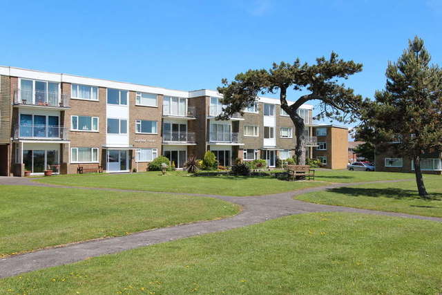  Image of 2 bedroom Flat for sale in Wharncliffe Road Highcliffe Christchurch BH23 at Highcliffe On Sea Christchurch Dorset, BH23 5DF