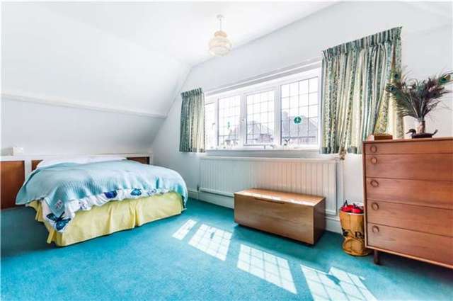  Image of 2 bedroom Detached house for sale in Highworth Avenue Cambridge CB4 at Cambridge, CB4 2BG