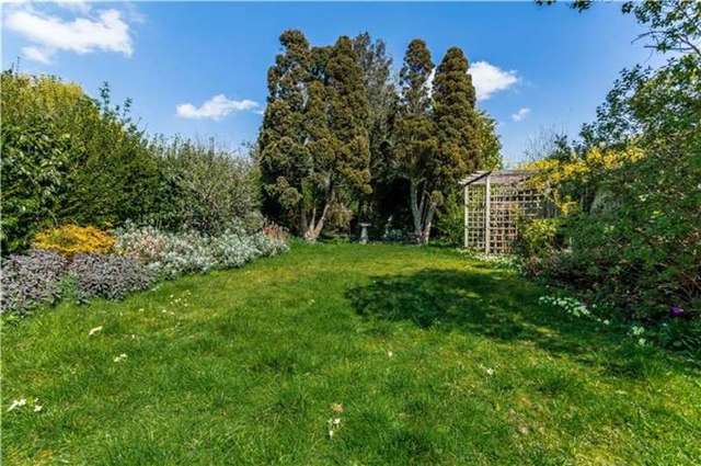  Image of 2 bedroom Detached house for sale in Highworth Avenue Cambridge CB4 at Cambridge, CB4 2BG