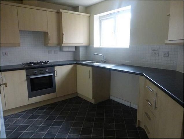  Image of 2 bedroom Flat for sale in Hurst Lane Tipton DY4 at Hurst Lane  Tipton, DY4 9AR