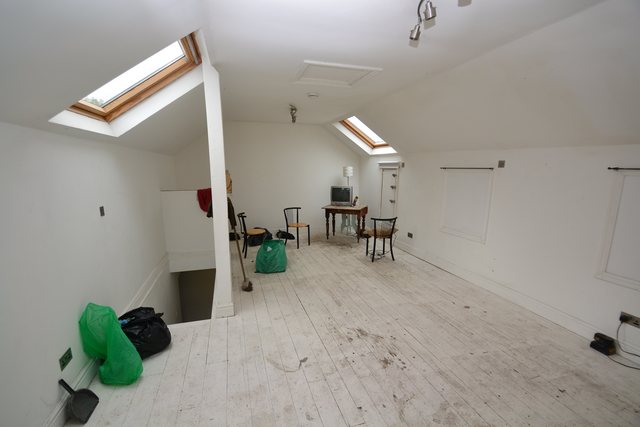  Image of 1 bedroom Flat to rent in Inglefield Avenue Heath Cardiff CF14 at Heath Cardiff Roath, CF14 3PY