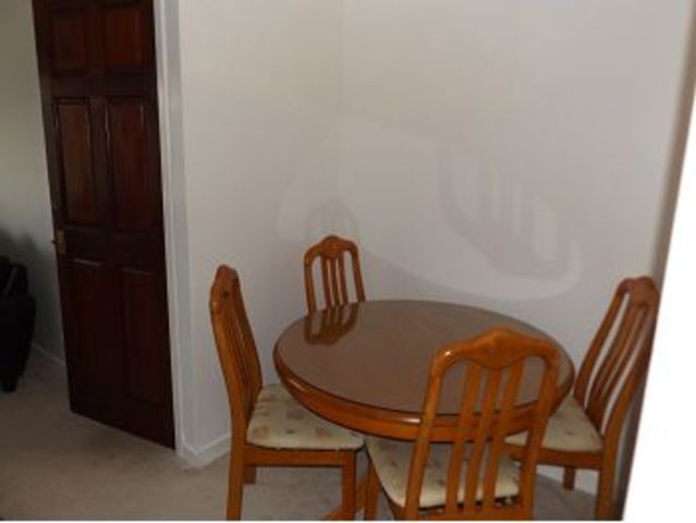  Image of 1 bedroom Flat to rent in Invergarry Place Thornliebank Glasgow G46 at Deaconsbank Glasgow Glasgow, G46 8UT
