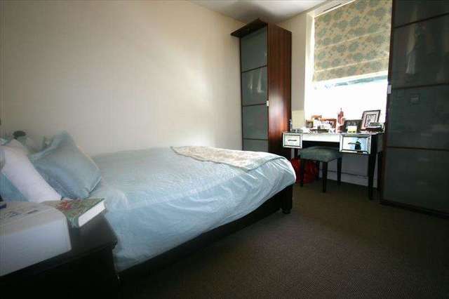  Image of 2 bedroom Flat to rent in James Lee Square Enfield EN3 at James Lee Square  ENFIELD, EN3 6GR