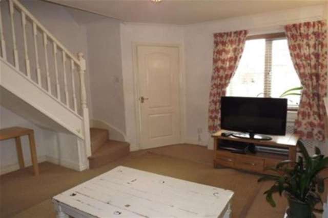  Image of 3 bedroom Detached house to rent in Jordanthorpe Green Sheffield S8 at Sheffield, S8 8DZ
