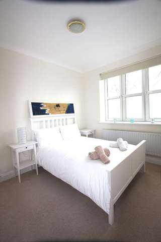  Image of 3 bedroom Apartment to rent in Kennington Lane London SE11 at Kennington Lane Kennington London, SE11 5QN