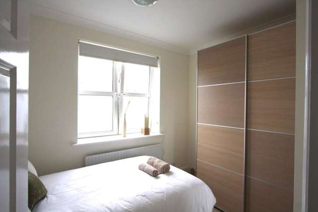  Image of 3 bedroom Apartment to rent in Kennington Lane London SE11 at Kennington Lane Kennington London, SE11 5QN