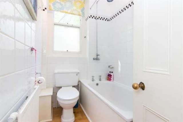  Image of 1 bedroom Flat for sale in Kensington Hall Gardens Beaumont Avenue London W14 at Beaumont Avenue London Kensington & Chelsea, W14 9LS