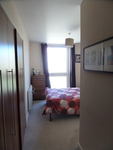  Image of 2 bedroom Flat to rent in Kimmerghame Drive Edinburgh EH4 at Crewe Toll Edinburgh Edinburgh, EH4 2GJ