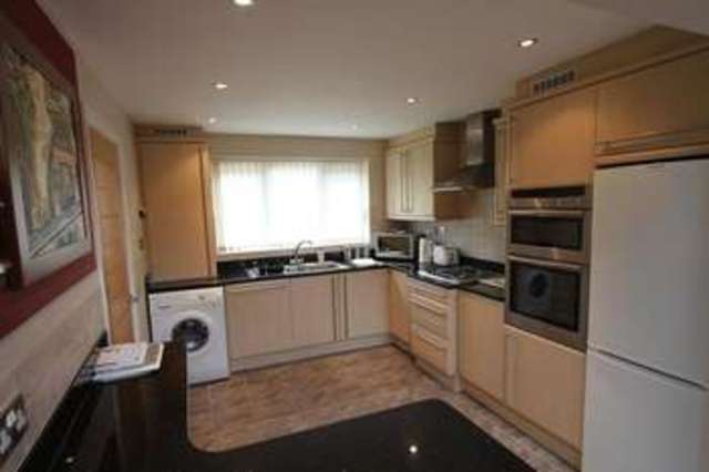  Image of 3 bedroom Mews to rent in Kings Court King Street Chester CH1 at King Street  Chester, CH1 2AY