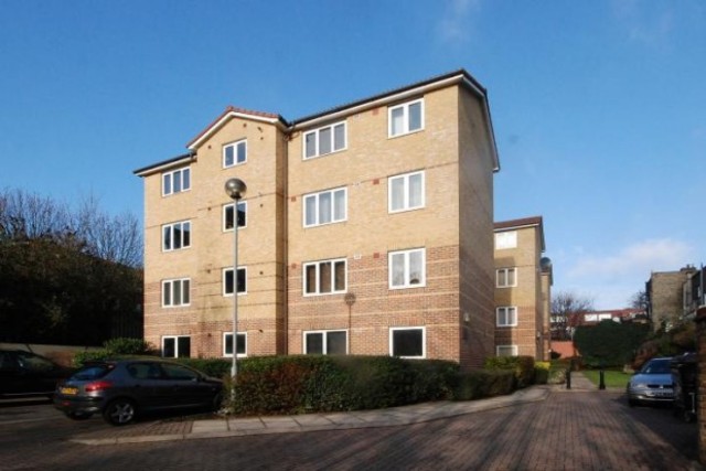  Image of 2 bedroom Flat to rent in Caledonian Road London N7 at Caledonian Road  Islington, N7 9DA