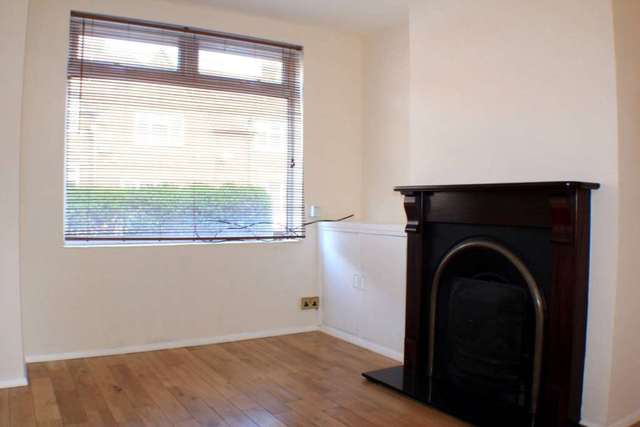  Image of 1 bedroom Terraced house to rent in Kings Road Banbury OX16 at Kings Road  Banbury, OX16 0DL