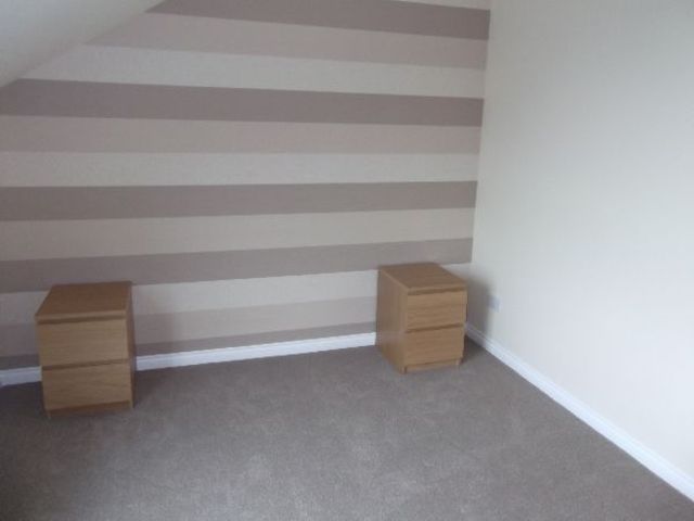  Image of 4 bedroom Town House to rent in Kings Road Elderslie Johnstone PA5 at Elderslie Elderslie Renfrewshire, PA5 9LY
