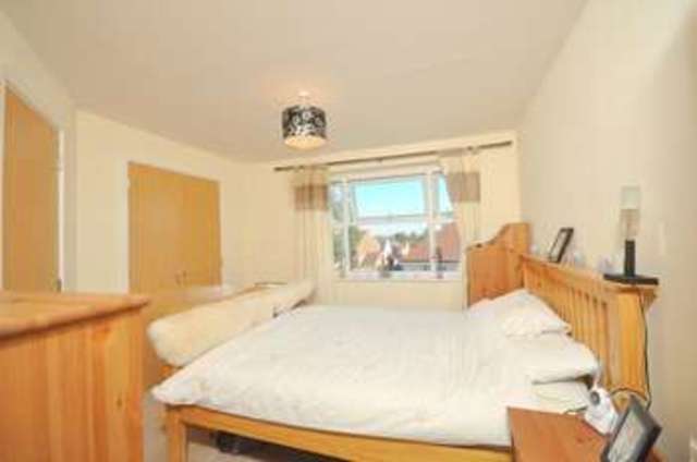  Image of 2 bedroom Flat for sale in Hockley Road Rayleigh SS6 at Hockley Road  Rayleigh, SS6 8GJ