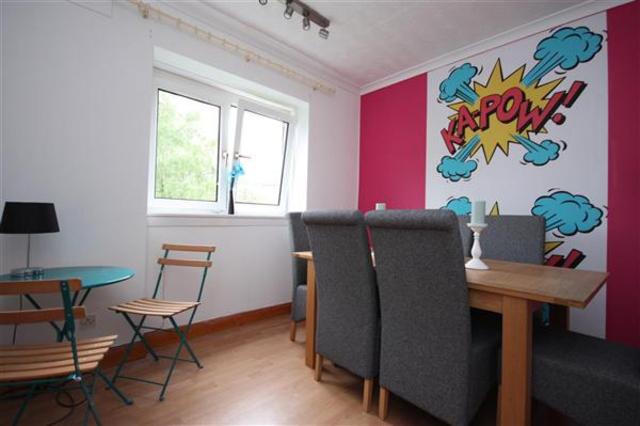  Image of 3 bedroom Flat to rent in Kirkoswald Road Glasgow G43 at Mansewood Glasgow Glasgow, G43 2YH