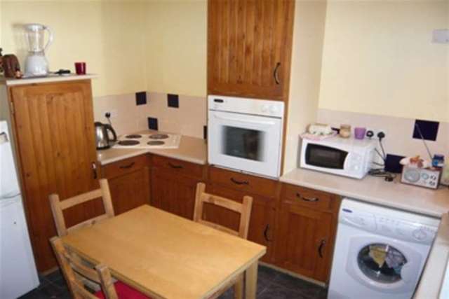  Image of 2 bedroom Terraced house to rent in Kitchener Street York YO31 at York, YO31 8SA