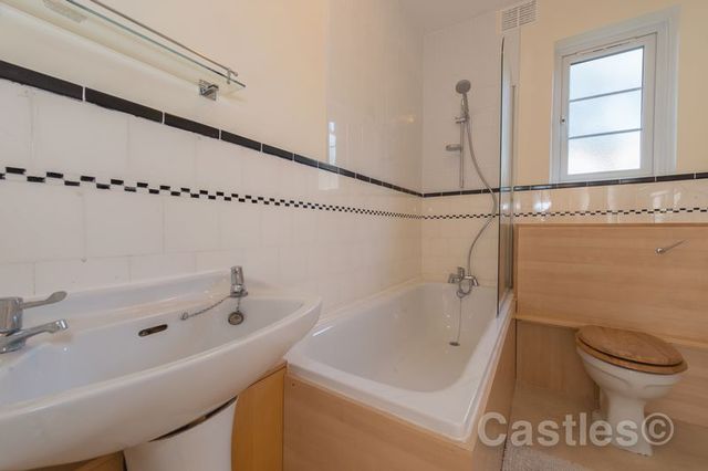  Image of 1 bedroom Flat for sale in Langham Close London N15 at Langham Close  London, N15 3LD