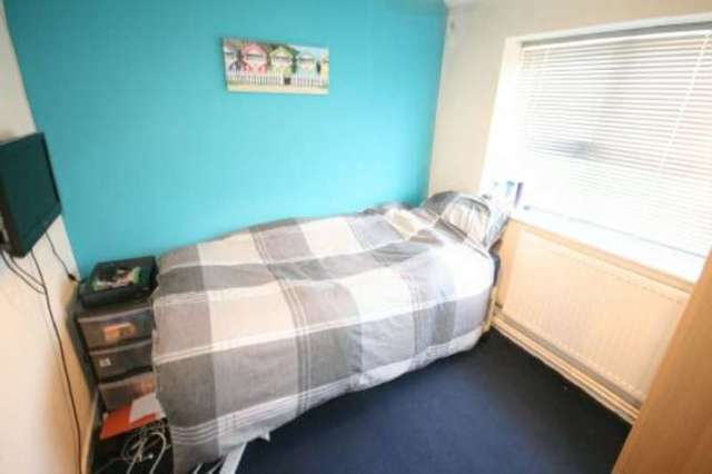  Image of 3 bedroom Semi-Detached house for sale in Talbot Avenue Langley Slough SL3 at Langley, SL3 8DE