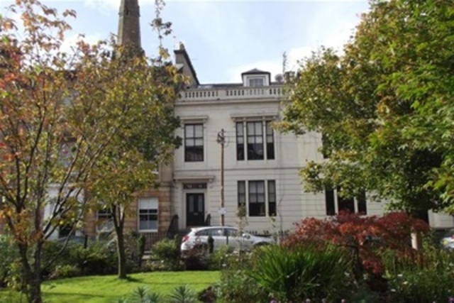  Image of 1 bedroom Flat to rent in Lansdowne Crescent Glasgow G20 at Kelvinbridge Glasgow Glasgow, G20 6NH