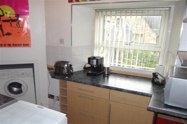  Image of 1 bedroom Flat to rent in Lansdowne Crescent Glasgow G20 at Kelvinbridge Glasgow Glasgow, G20 6NH