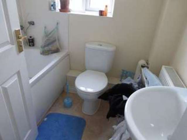  Image of 3 bedroom Terraced house for sale in Larcombe Road Boscoppa St. Austell PL25 at Larcombe Road  St. Austell, PL25 3EZ