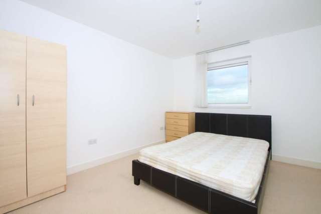  Image of 2 bedroom Apartment for sale in Albert Basin Way London E16 at Albert Basin Way  London, E16 2QP