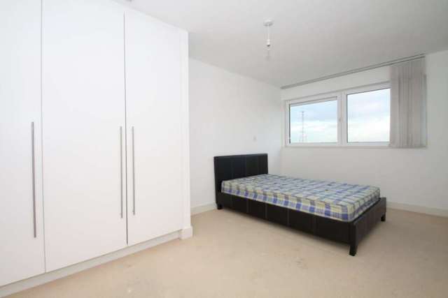  Image of 2 bedroom Apartment for sale in Albert Basin Way London E16 at Albert Basin Way  London, E16 2QP