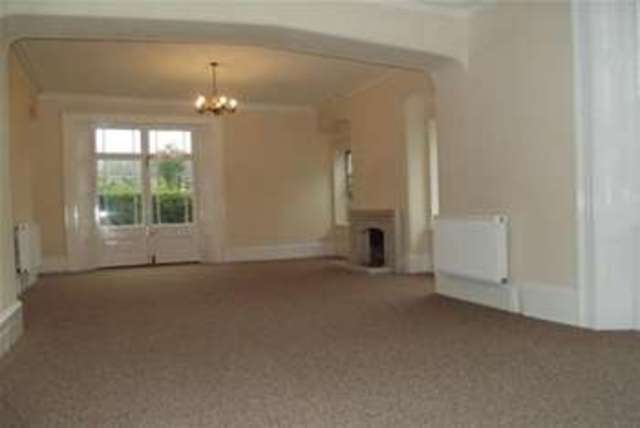  Image of 6 bedroom Detached house to rent in Laurel Drive Uphill Weston-super-Mare BS23 at Weston-super-Mare, BS23 4SN