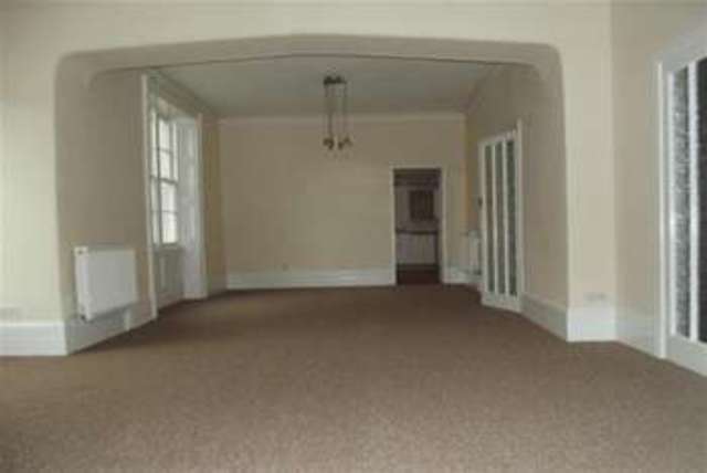  Image of 6 bedroom Detached house to rent in Laurel Drive Uphill Weston-super-Mare BS23 at Weston-super-Mare, BS23 4SN