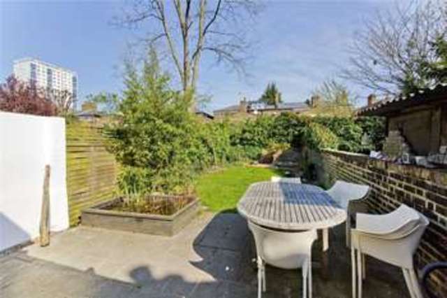  Image of 2 bedroom Terraced house for sale in Lavender Grove London E8 at Hackney London Dalston, E8 3LU