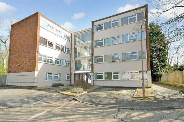  Image of 2 bedroom Flat for sale in Leonard Way Brentwood CM14 at Brentwood Essex Brentwood, CM14 5PE