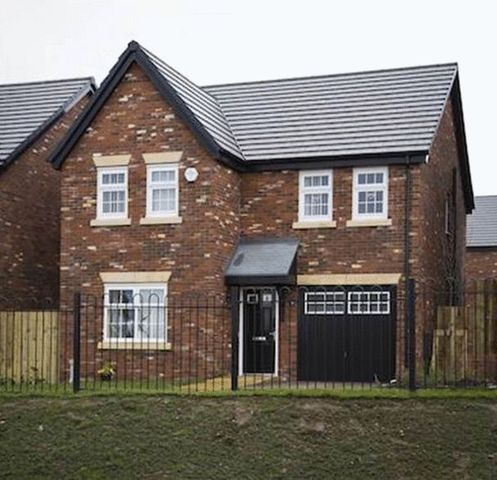  Image of 4 bedroom Detached house for sale in Lightfoot Lane Fulwood Preston PR2 at Lightfoot Lane Fulwood Preston, PR2 3LT