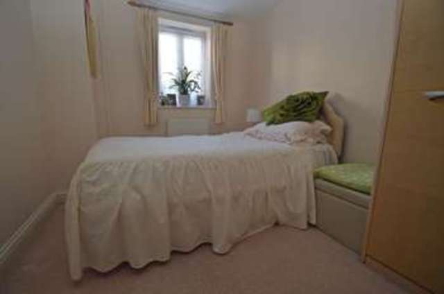  Image of 2 bedroom Flat for sale in Linden Road Clevedon BS21 at 1 Linden Road  Clevedon, BS21 7SL