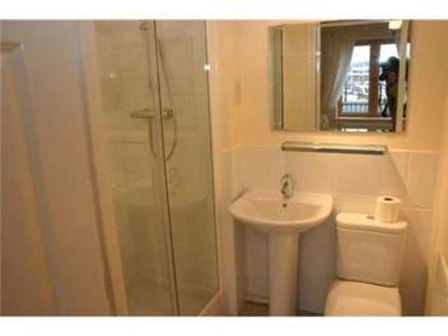  Image of 2 bedroom Flat to rent in Lockside Portishead Bristol BS20 at Lockside Portishead PORTISHEAD, BS20 7AE
