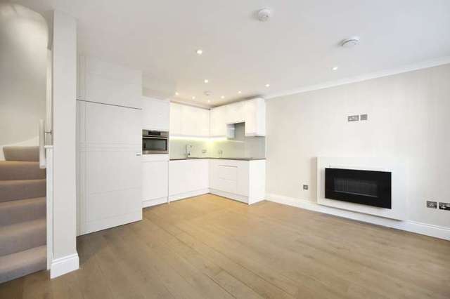  Image of 2 bedroom Detached house to rent in Lorne Gardens London W11 at Lorne Gardens  London, W11 4UY