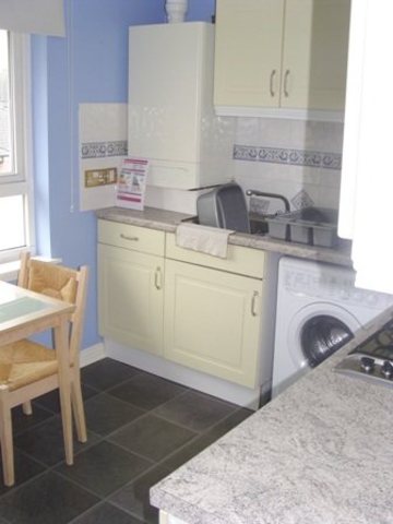  Image of 2 bedroom Flat to rent in Lower London Road Edinburgh EH7 at Abbeyhill Edinburgh Edinburgh, EH7 5TE