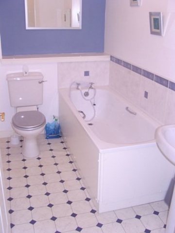  Image of 2 bedroom Flat to rent in Lower London Road Edinburgh EH7 at Abbeyhill Edinburgh Edinburgh, EH7 5TE