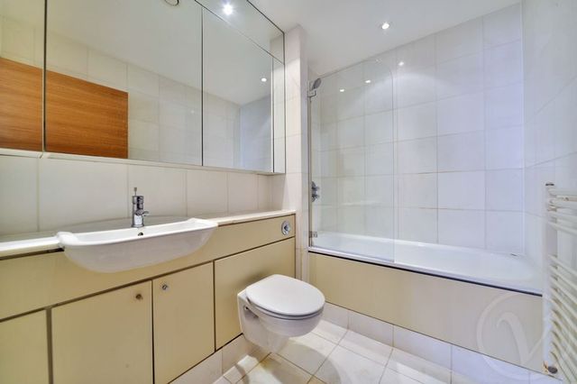  Image of 3 bedroom Flat to rent in Maida Vale London W9 at Maida Vale Array Maida Vale, W9 1AJ