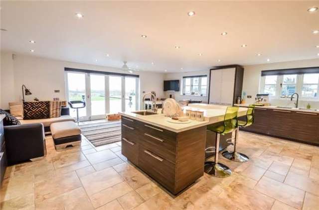  Image of 4 bedroom Detached house for sale in Main Street Coveney Ely CB6 at Coveney  Ely, CB6 2DJ