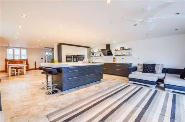  Image of 4 bedroom Detached house for sale in Main Street Coveney Ely CB6 at Coveney  Ely, CB6 2DJ