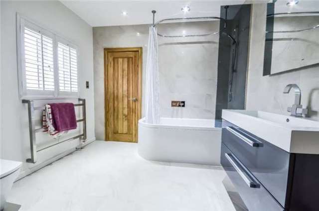  Image of 4 bedroom Detached house for sale in Main Street Coveney Ely CB6 at Coveney  Ely, CB6 2DJ
