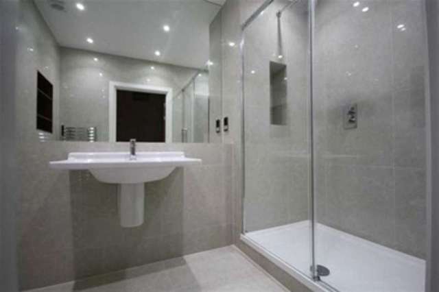  Image of 1 bedroom Flat to rent in Manor Road Chigwell IG7 at Manor Road  Chigwell, IG7 5PS