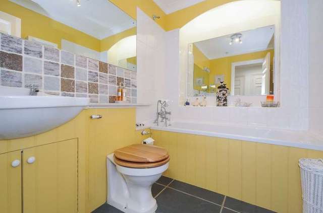  Image of 3 bedroom Flat for sale in Marchwood Gate Marchwood Chichester PO19 at Chichester, PO19 5HA
