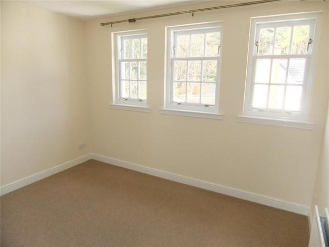  Image of 3 bedroom Flat to rent in Margaret Rose Drive Fairmilehead Edinburgh EH10 at Fairmilehead Edinburgh Edinburgh, EH10 7ER