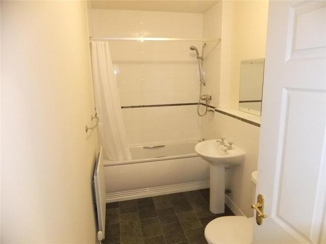  Image of 3 bedroom Flat to rent in Margaret Rose Drive Fairmilehead Edinburgh EH10 at Fairmilehead Edinburgh Edinburgh, EH10 7ER