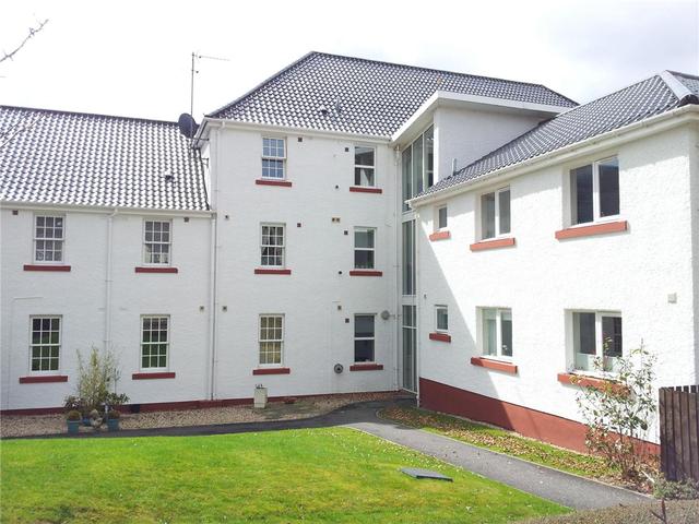  Image of 3 bedroom Flat to rent in Margaret Rose Drive Fairmilehead Edinburgh EH10 at Fairmilehead Edinburgh Edinburgh, EH10 7ER