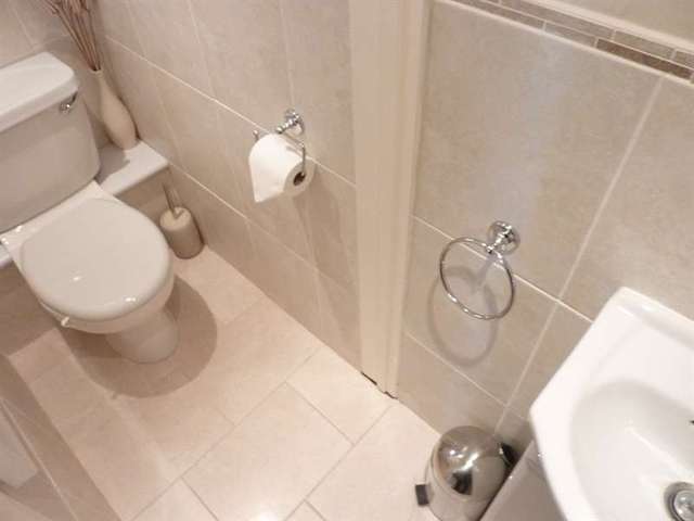  Image of 3 bedroom Semi-Detached house for sale in Markham Crescent Dunstable LU5 at Houghton Regis, LU5 4SS